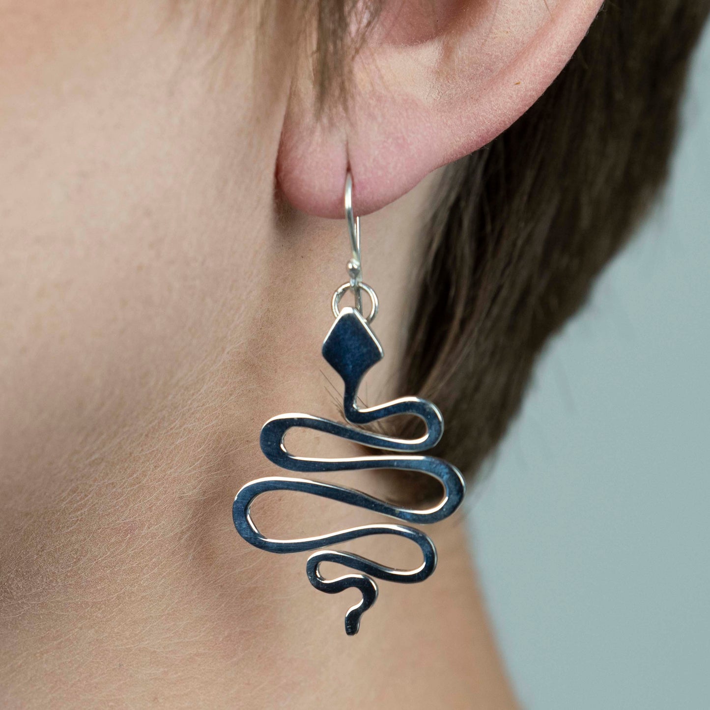 Kobra - släta örhängen